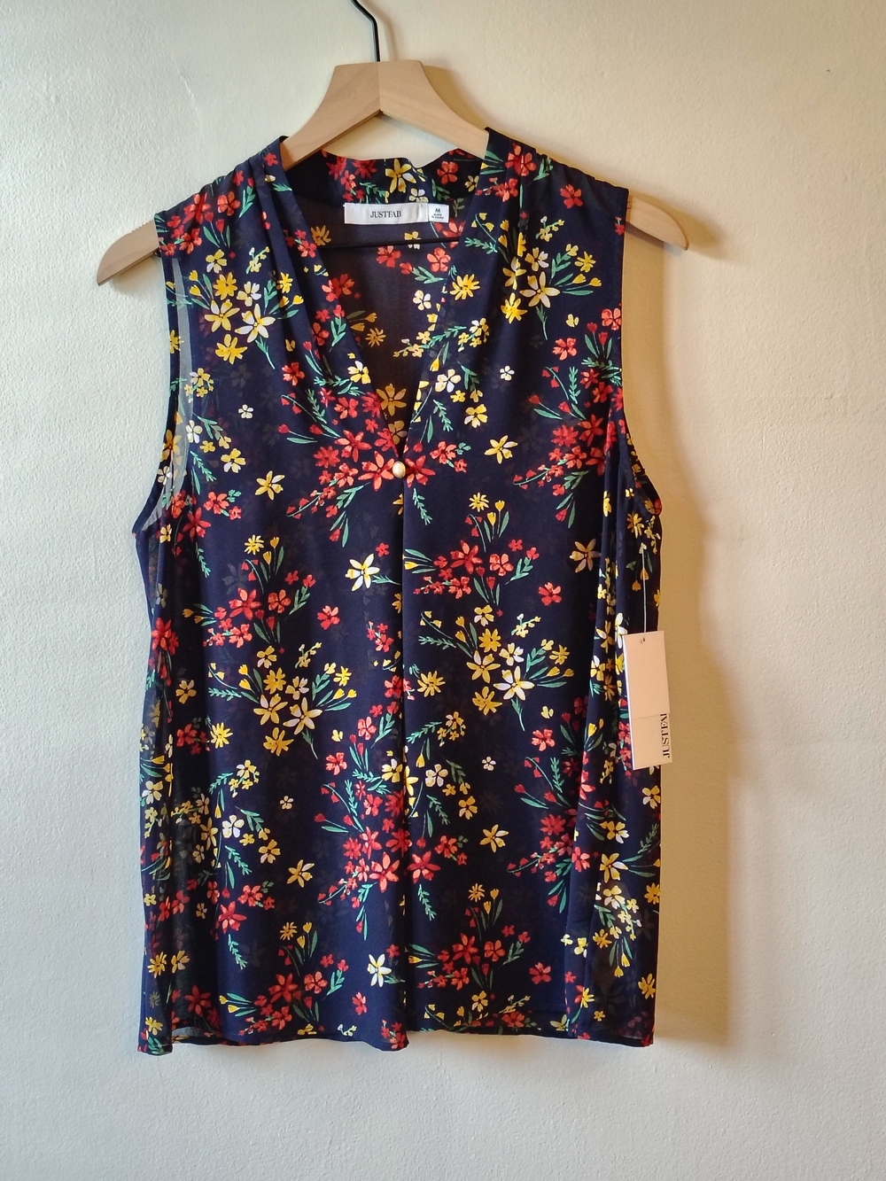 JustFab Navy Floral V-Neck Sleeveless Top